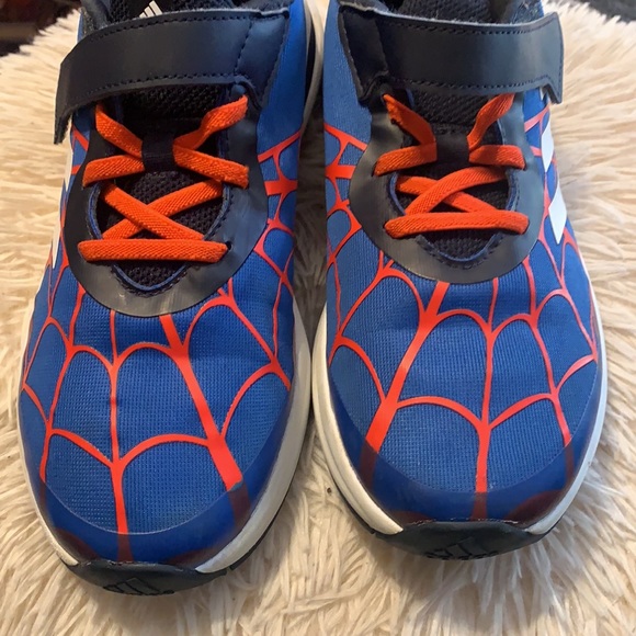 Adidas Marvel Spider-Man sneakers - Picture 2 of 4